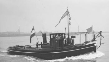-> photo_of Waddenrondvaart garnalenvissen en zeehonden kijken