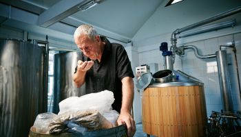 -> photo_of Schoemrakker Terschellinger Bierbrouwerij