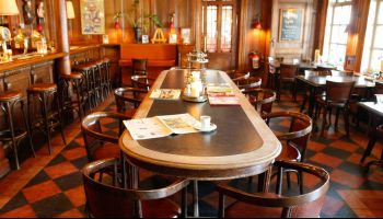 -> photo_of Eetcafé ’t Praethuys